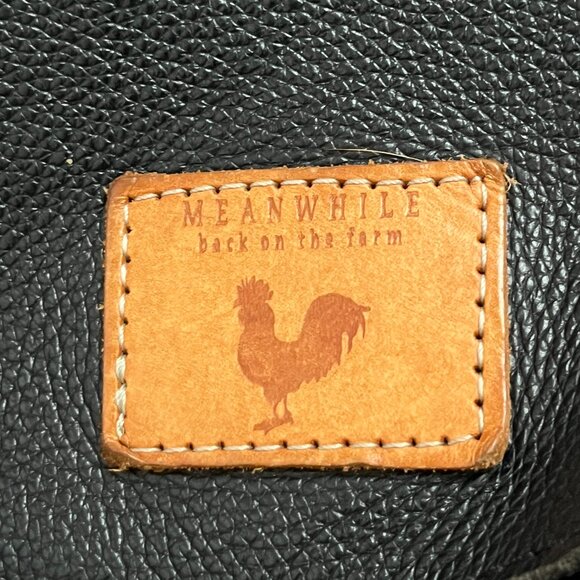 Meanwhile Back on the Farm Black Leather Carryall & Crossbody w/ Italian Strap - Picture 2 of 7